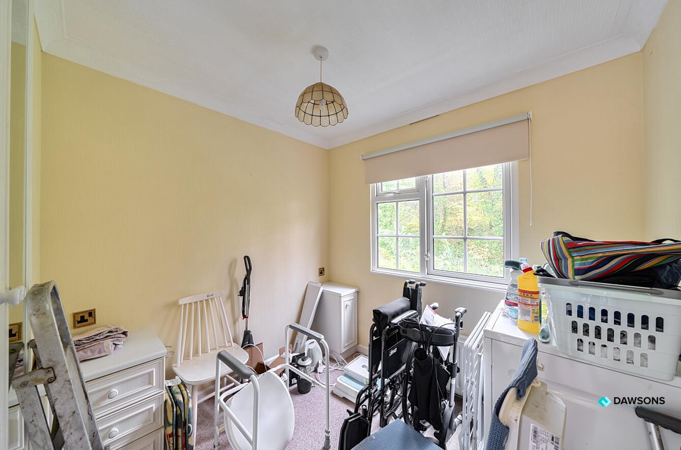 Mill Gardens, Blackpill, Swansea, SA3 5AY